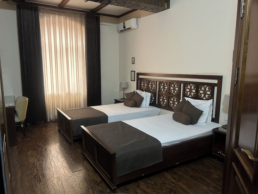 Platan Standard Double or Twin Room 4