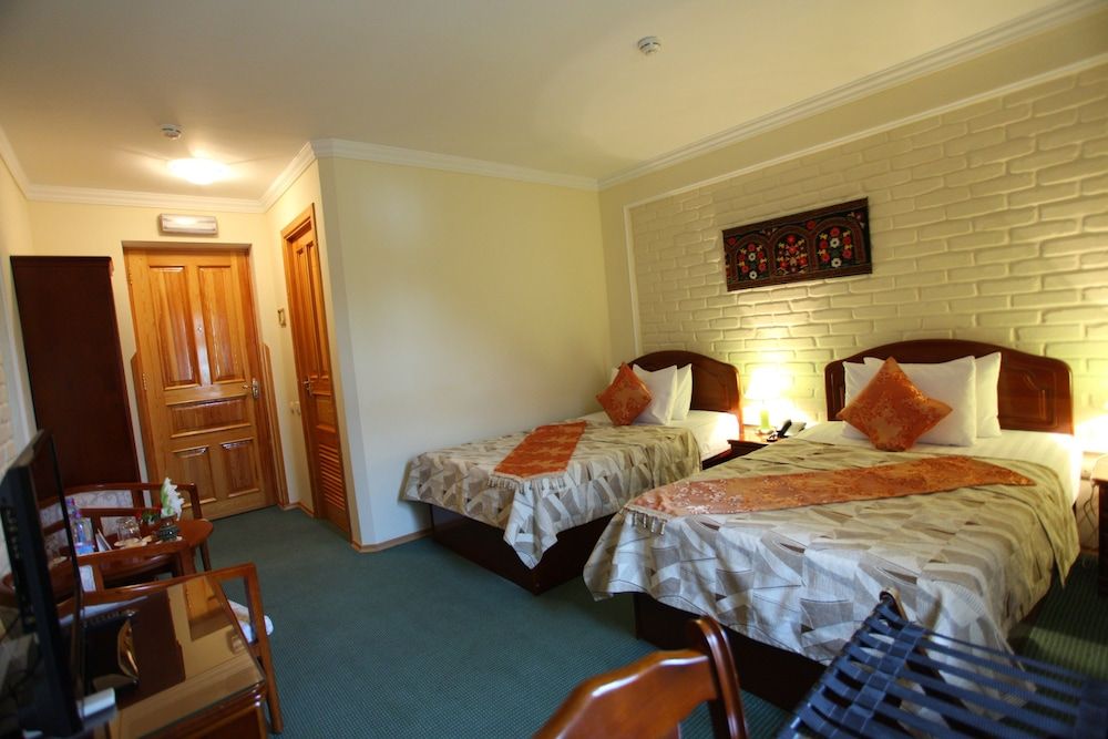 Hotel Grand Samarkand Superior B Standard Twin Room 3