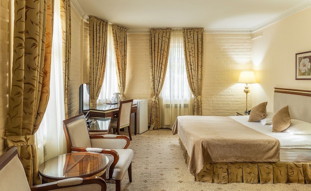 undefined Samir Hotel 4