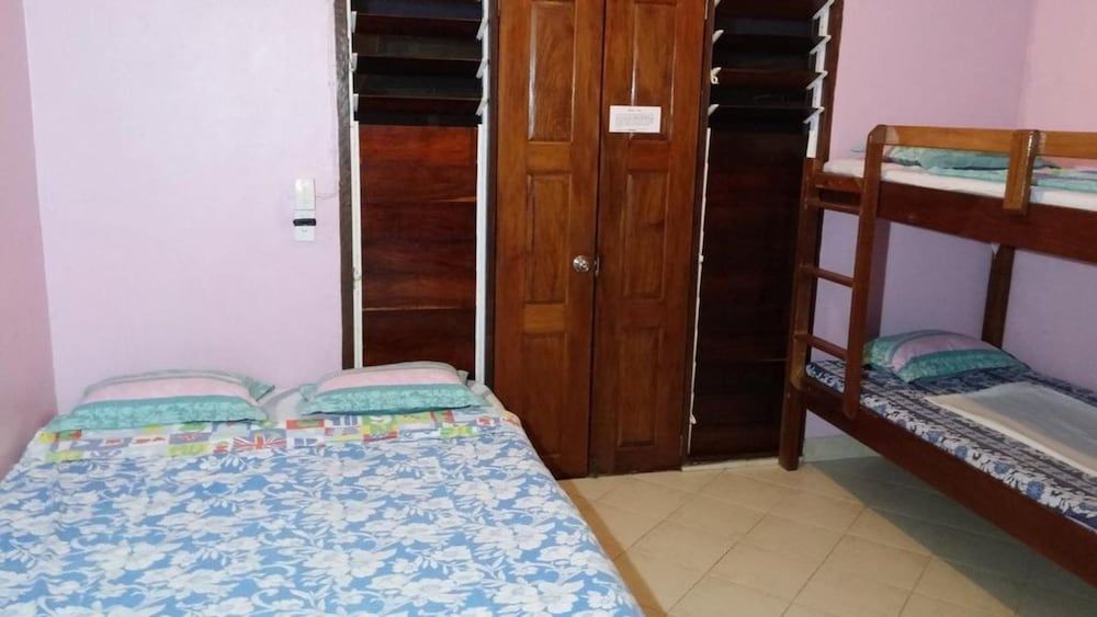 Bluepango Guest House - Hostel Family Room 2