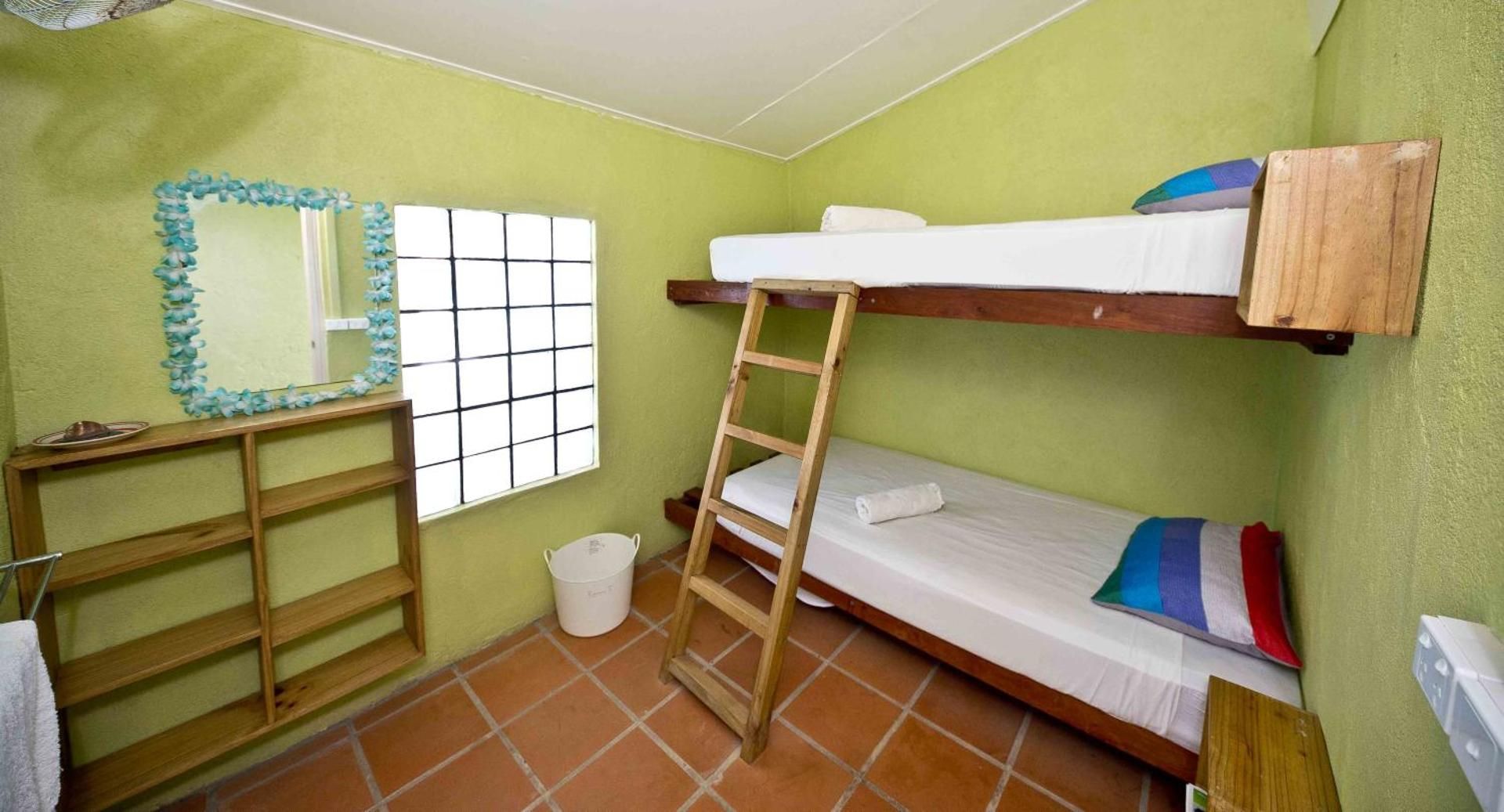 Standard Twin Room with Shared Bathroom