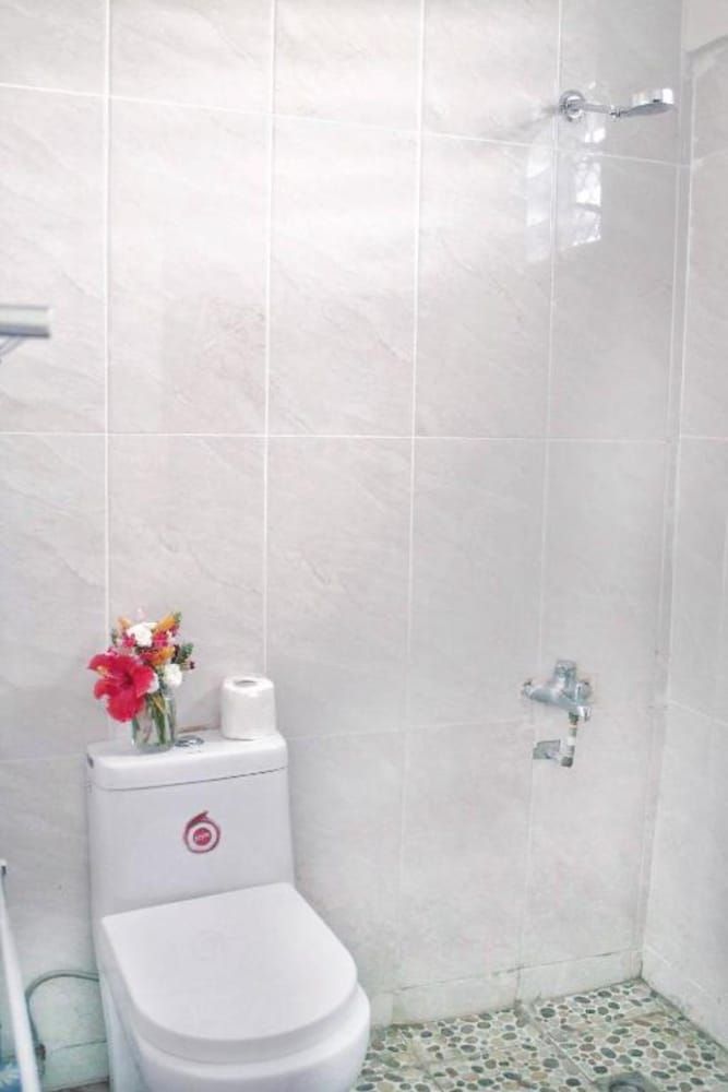 Pacific Paradise Motel Basic Single Room 7