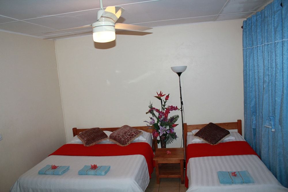 Pacific Paradise Motel Standard Room 2