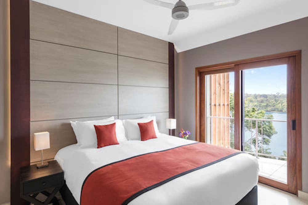 Suite, Mobility Accessible, Non Smoking (Lagoon View)