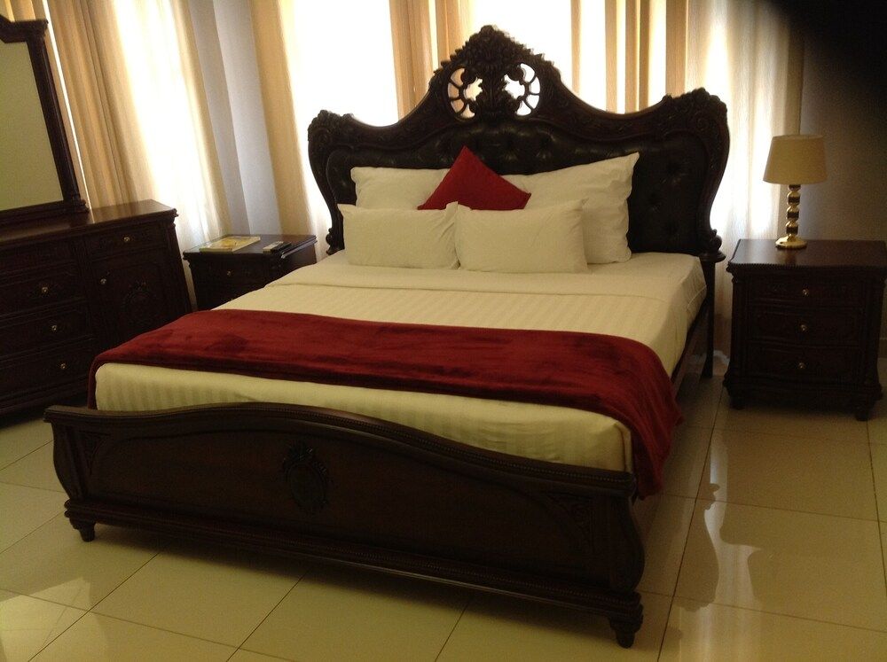 Cypress Executive lodge Deluxe Room, 1 King Bed 3