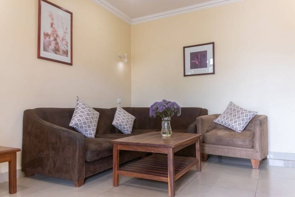 undefined Shakespeare Court 8