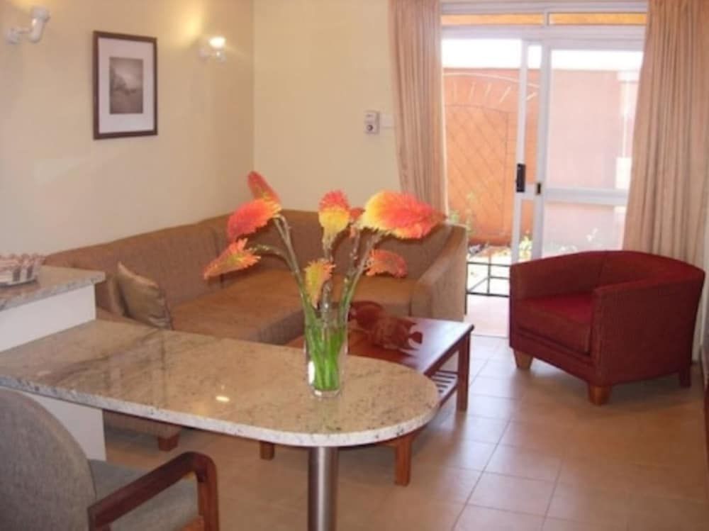 Shakespeare Court Executive Apartment, 2 Bedrooms 4
