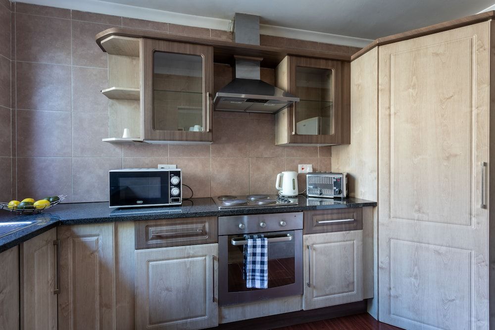 Fallsway Apartments Louden Court Apartment, 2 Bedrooms 3