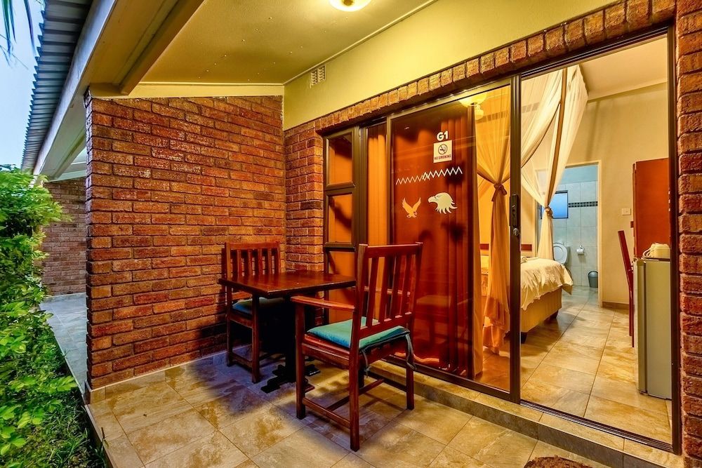 Dzimbahwe Guest Lodge Double Room 5