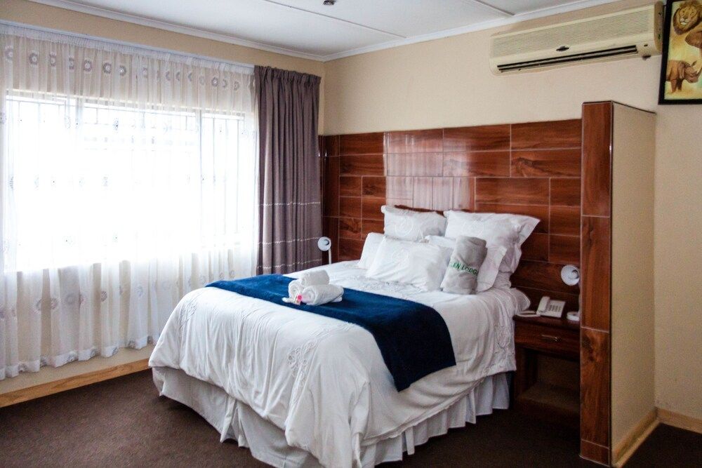 Glen Lodge & Tours Executive Room 8