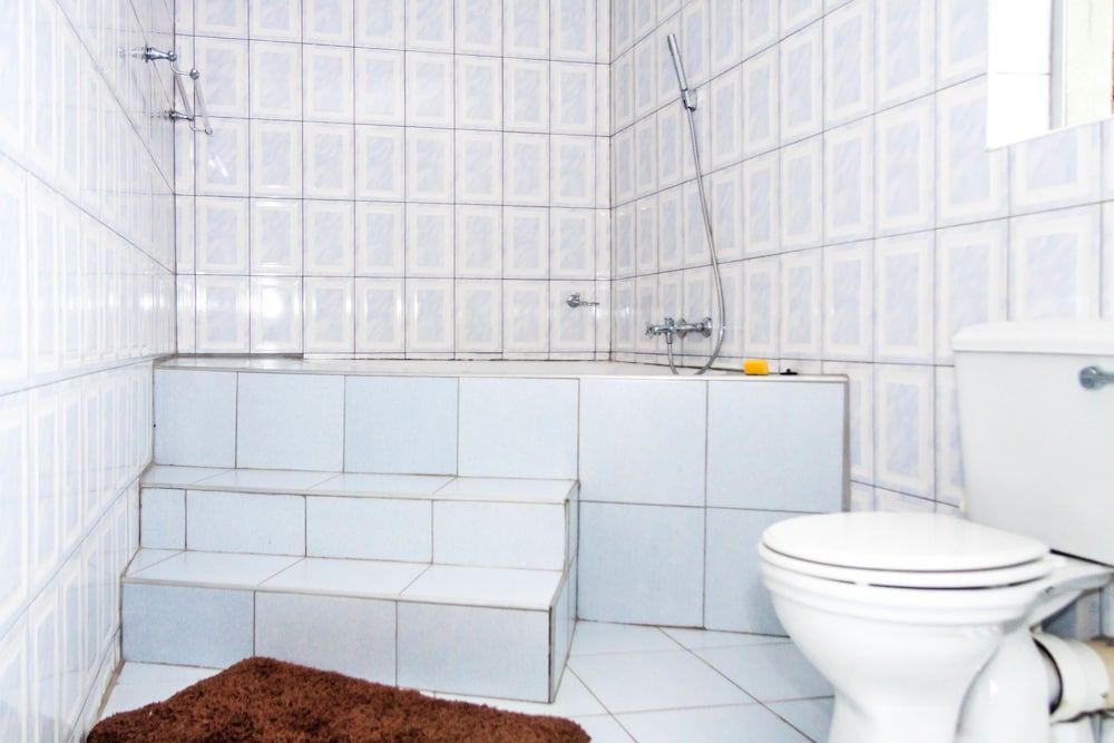 Glen Lodge & Tours Executive Room 19