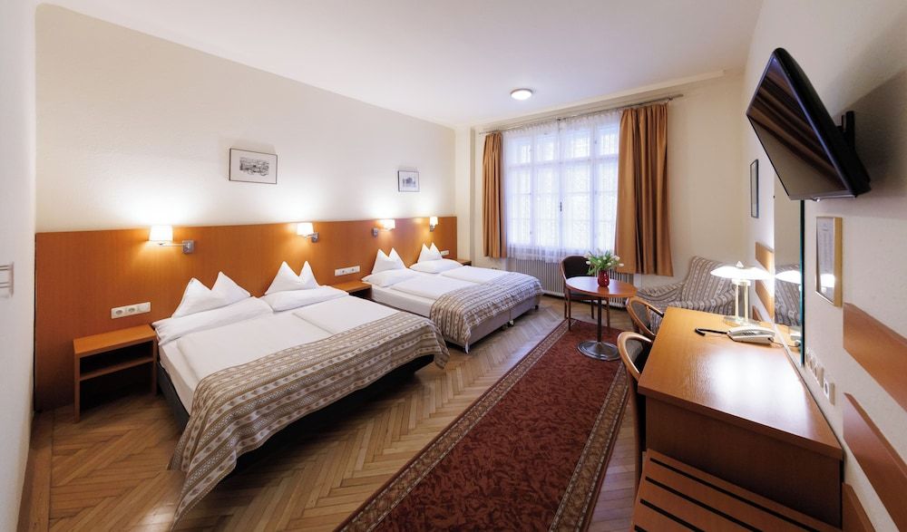 undefined Continental Hotel-Pension 4