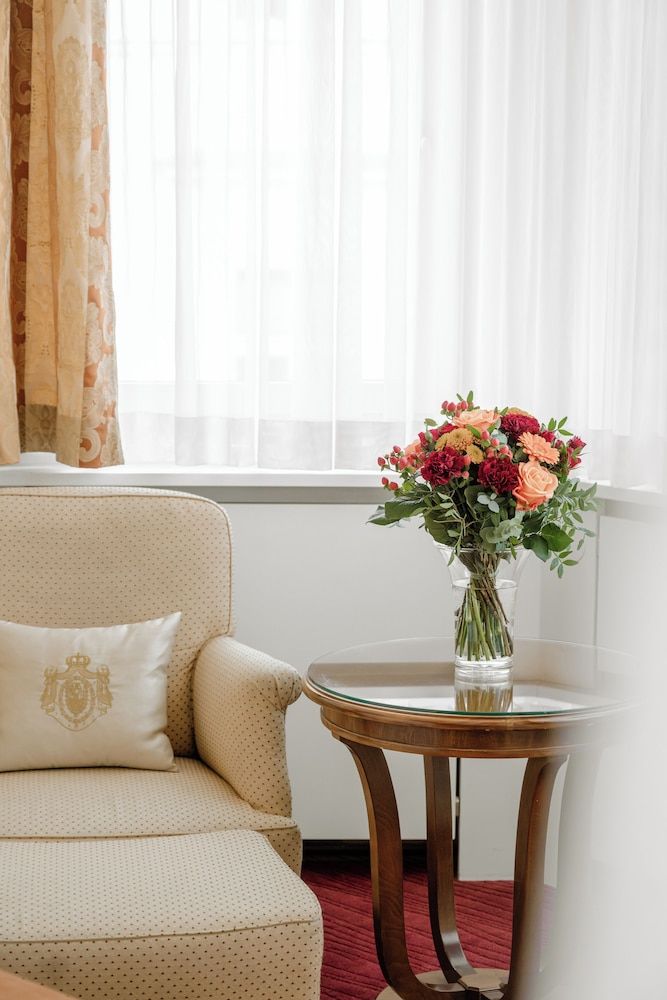 Hotel Erzherzog Rainer Double Room 9