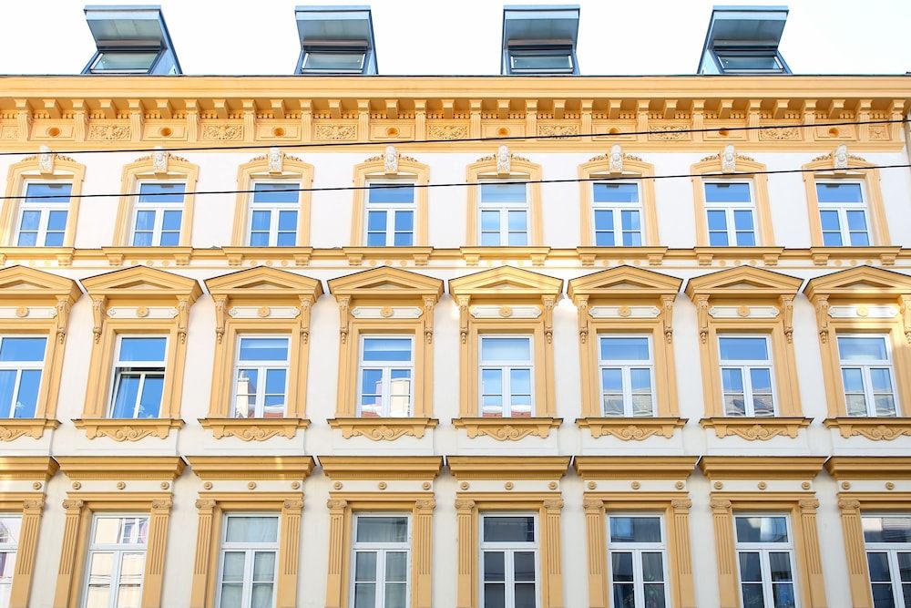 undefined Pink Grapefruit City Condo 4