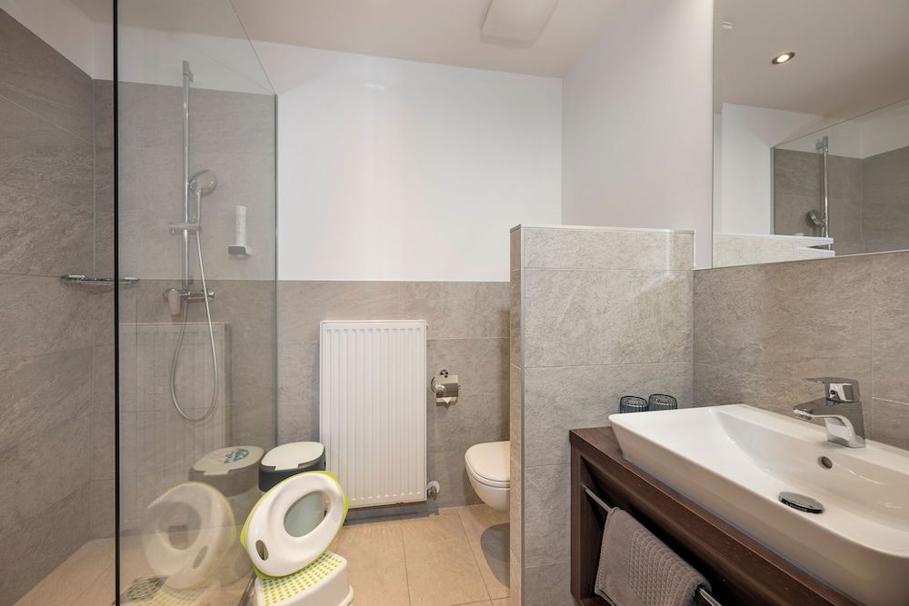 Salzburg Hotel Lilienhof Family Room 5