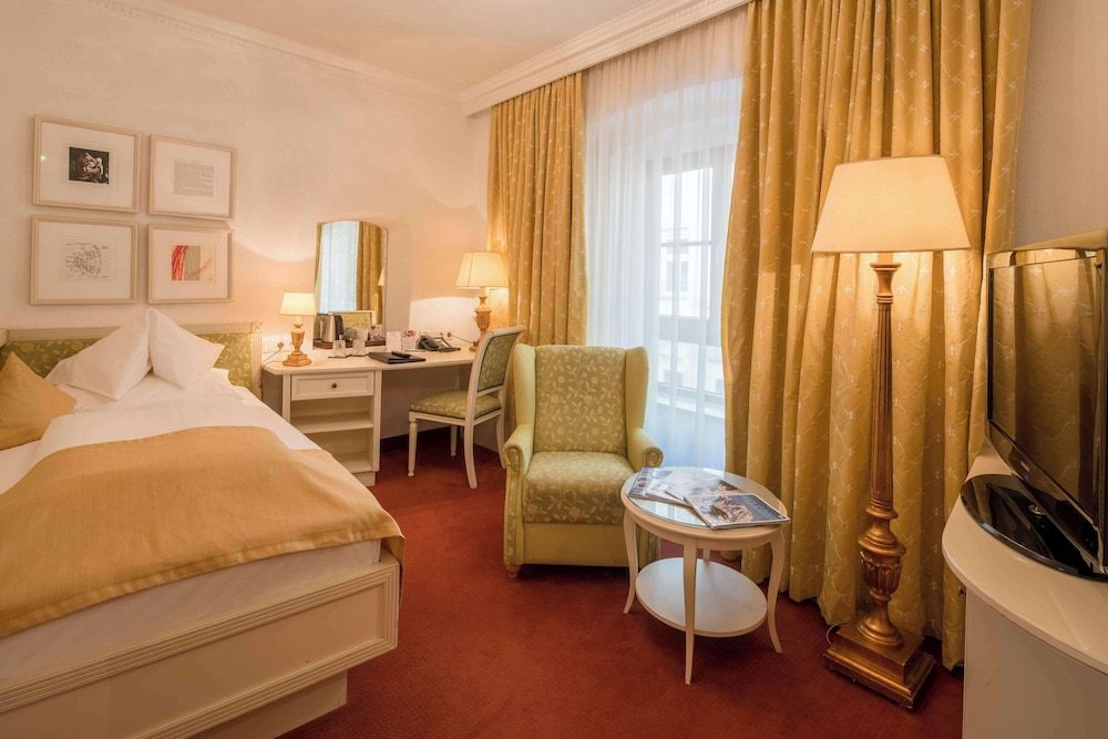 undefined Hotel Goldener Adler, BW Signature Collection 5