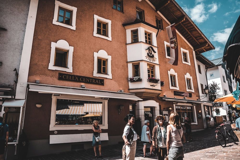 undefined Cella Central Historic Boutique Hotel 6