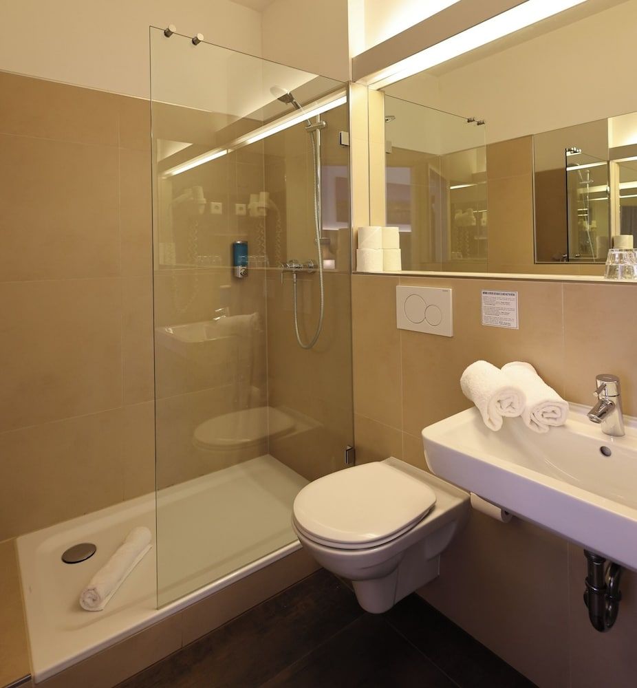 Altstadt Hotel Hofwirt Salzburg Standard Double Room Plus 6