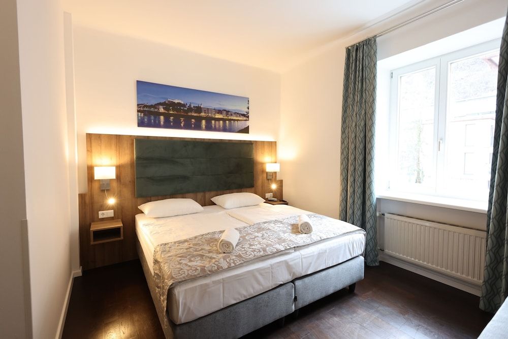 Altstadt Hotel Hofwirt Salzburg Standard Double Room Plus 4