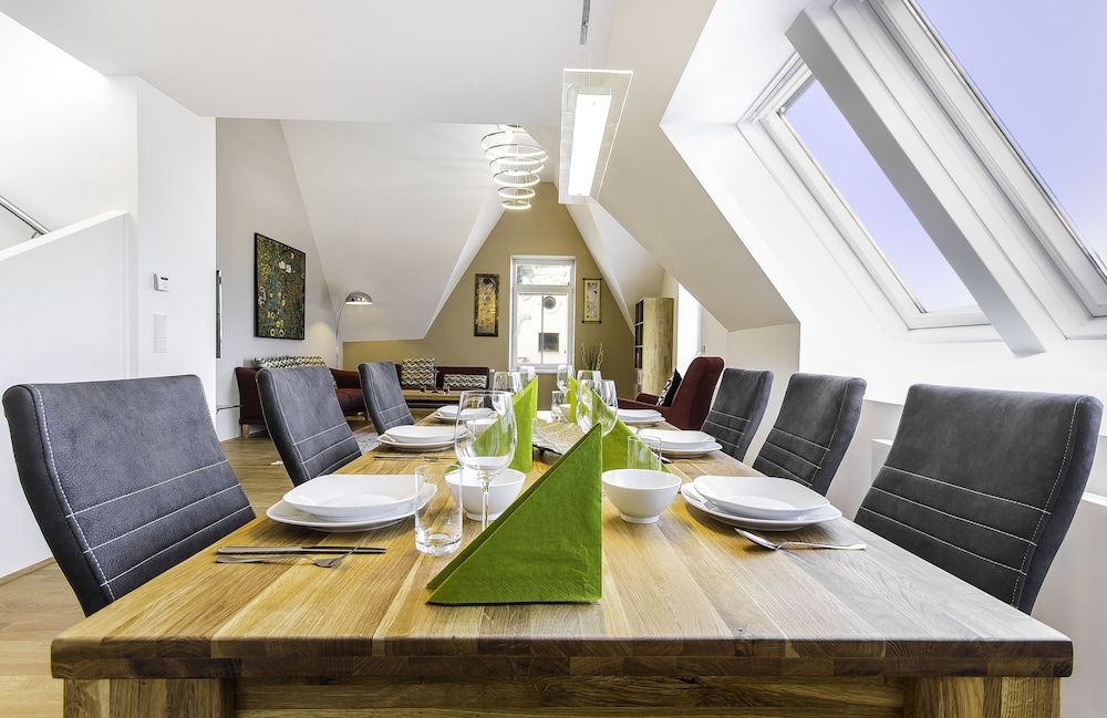 Abieshomes Serviced Apartments - Messe Prater Signature Penthouse with 3 bedrooms and terrace 8