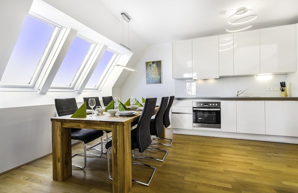 Abieshomes Serviced Apartments - Messe Prater Signature Penthouse with 3 bedrooms and terrace 9