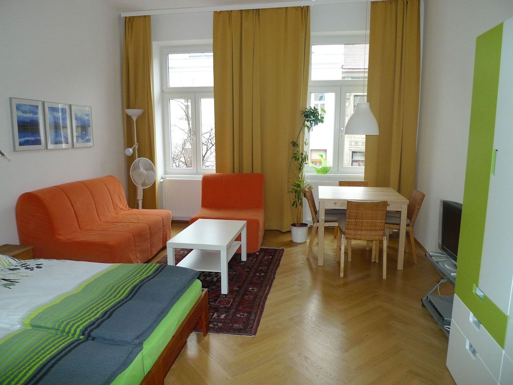 City Apartments Vienna - Stuwerstraße Studio 12