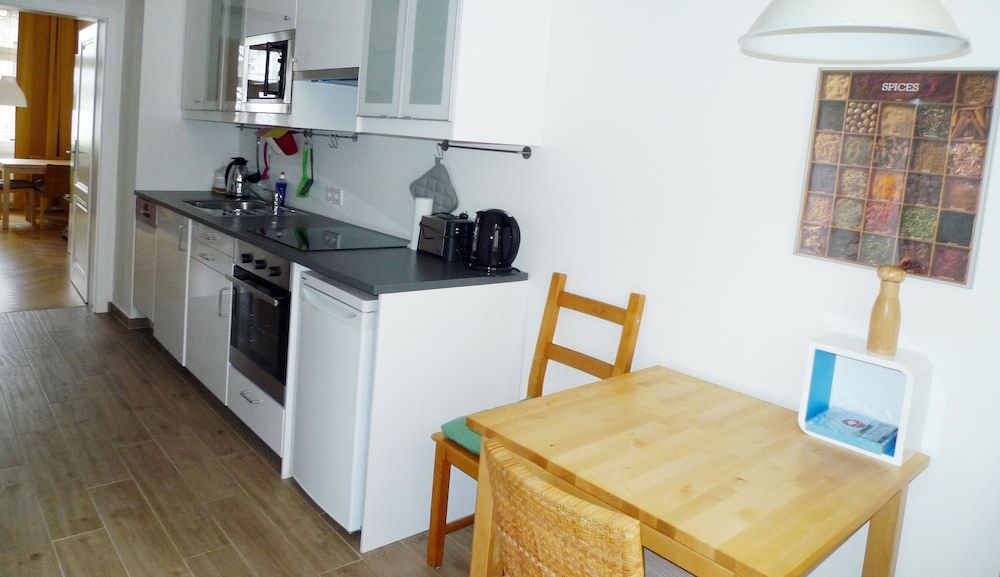 City Apartments Vienna - Stuwerstraße Studio 5