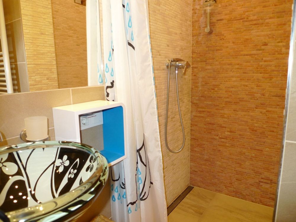 City Apartments Vienna - Stuwerstraße Studio 13