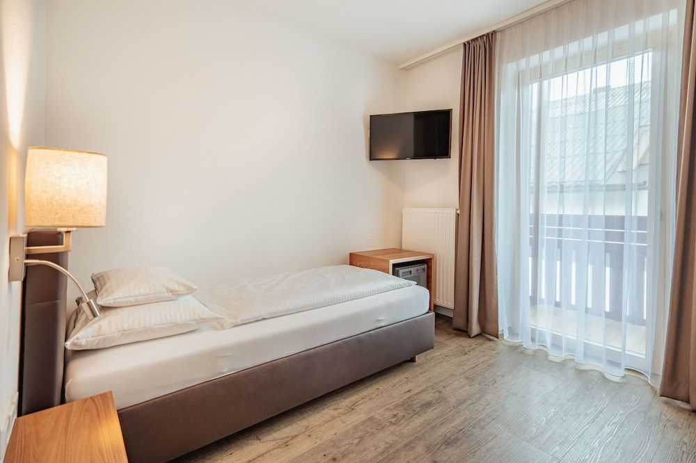 Hotel Gesser Sillian Einzelzimmer mit Balkon
