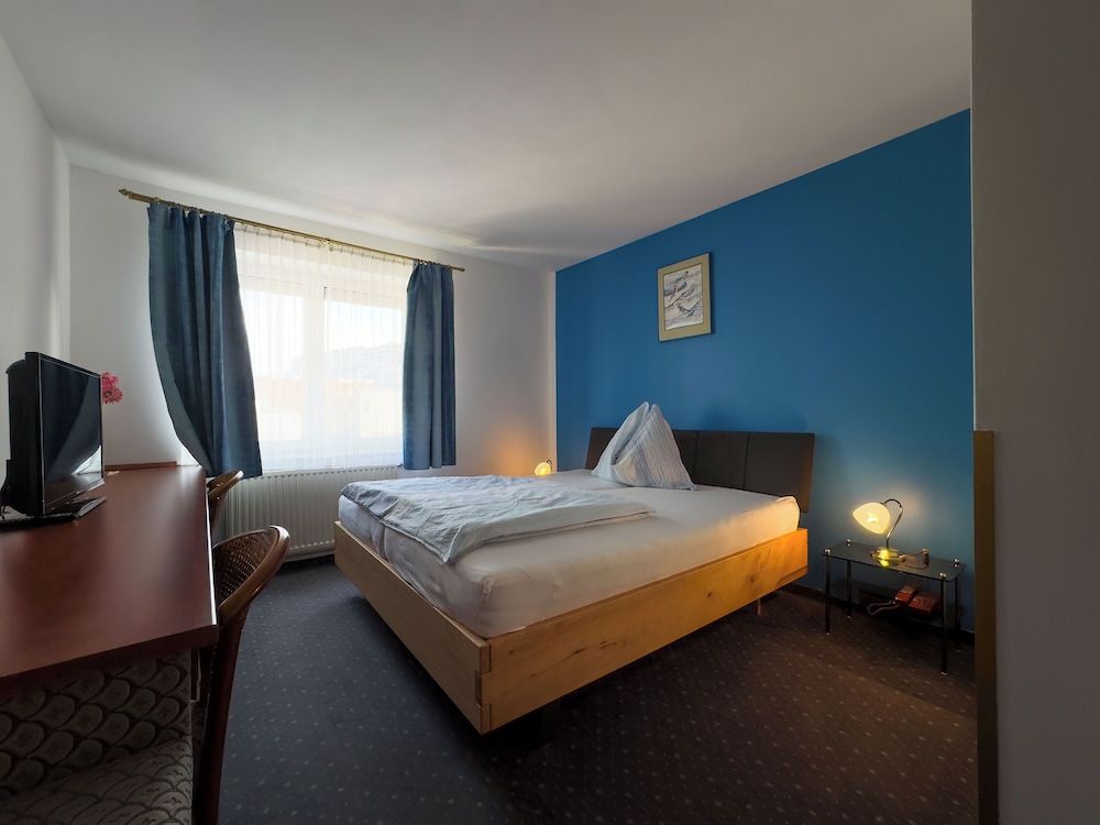 Pension Erlaa Double Room 5