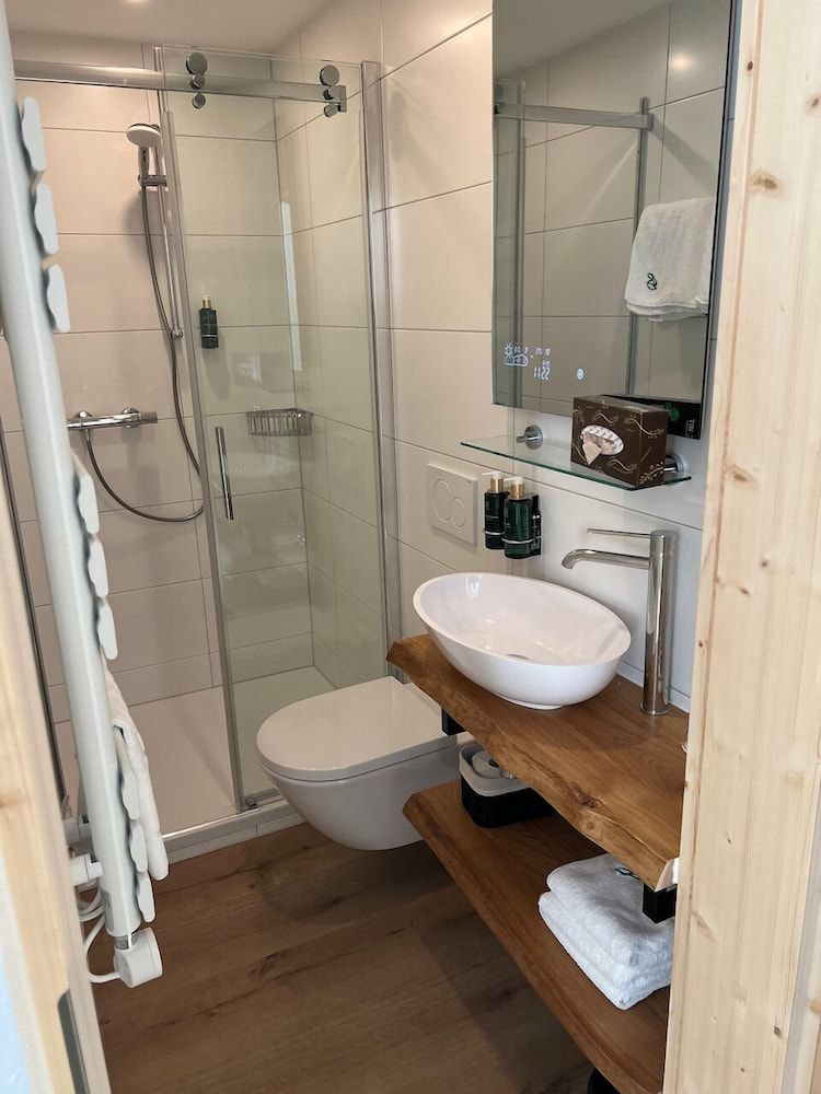 Hotel Berghof Triple Room, 1 Bedroom, Balcony, Mountain View 2