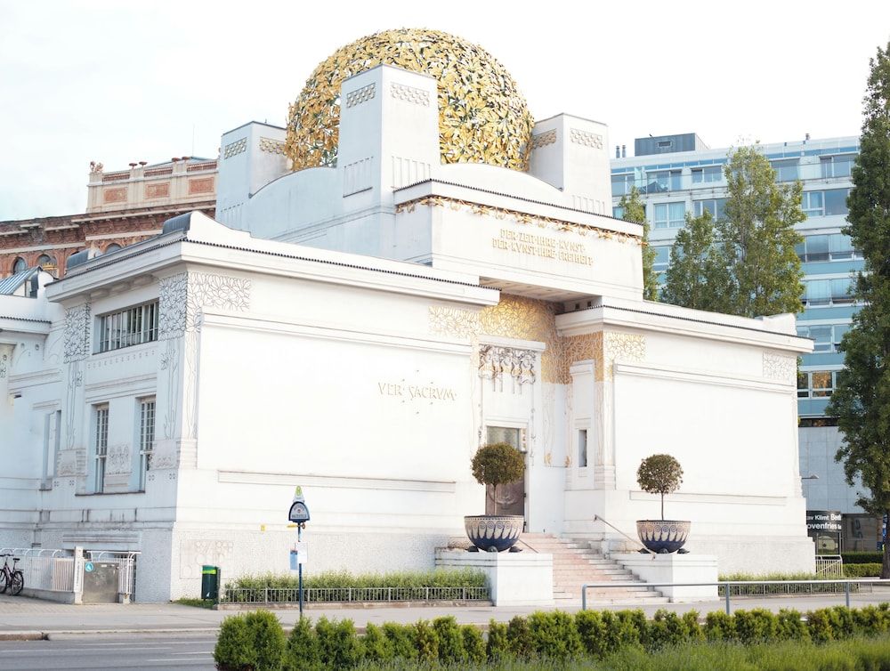 undefined Hotel Drei Kronen Vienna City 9