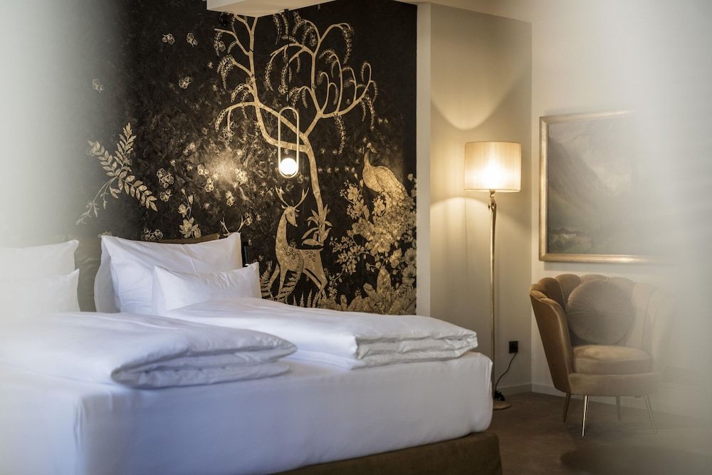 undefined Altstadthotel Weisses Kreuz 9