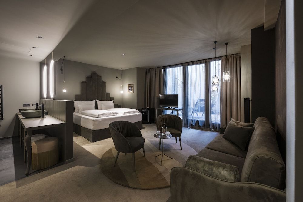 undefined Altstadthotel Weisses Kreuz 4