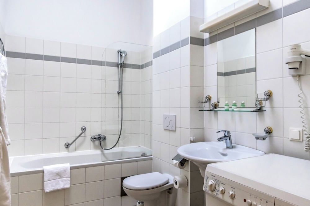 undefined Hotel Corvinus 9