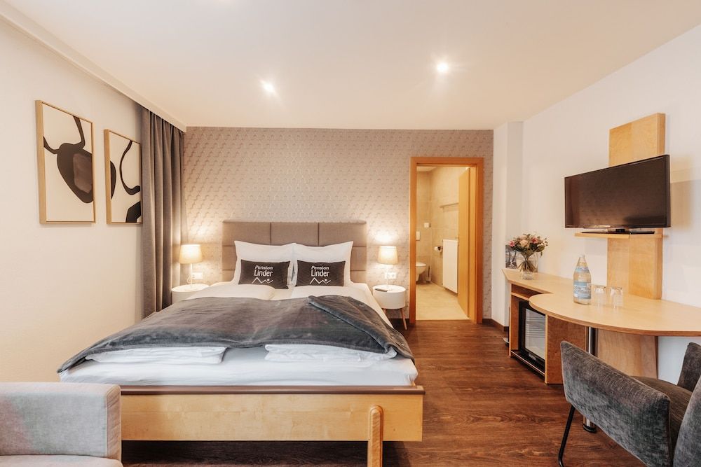 Pension Linder Classic Double Room, Park View, Garden Area