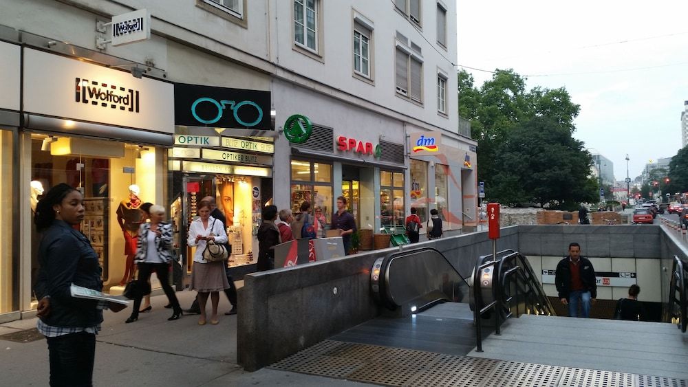 undefined Goldfisch Apartment Central Park 3