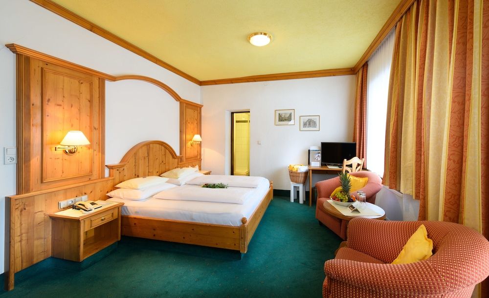 undefined Alpenpark Resort 2