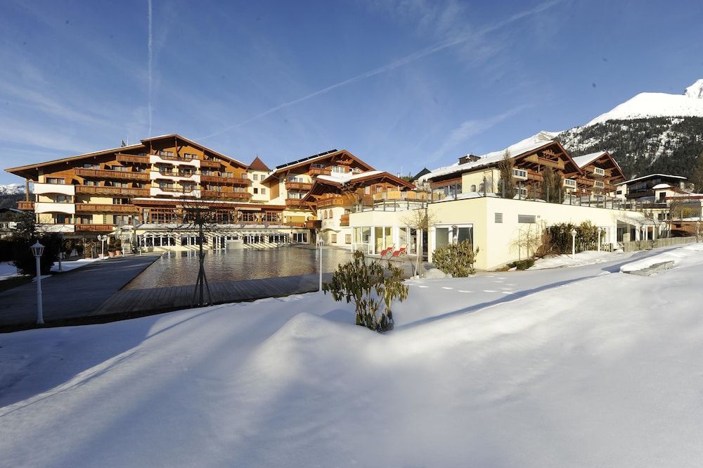 undefined Alpenpark Resort 10