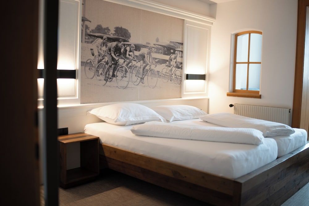 Sporthotel Igls Comfort Double Room 3