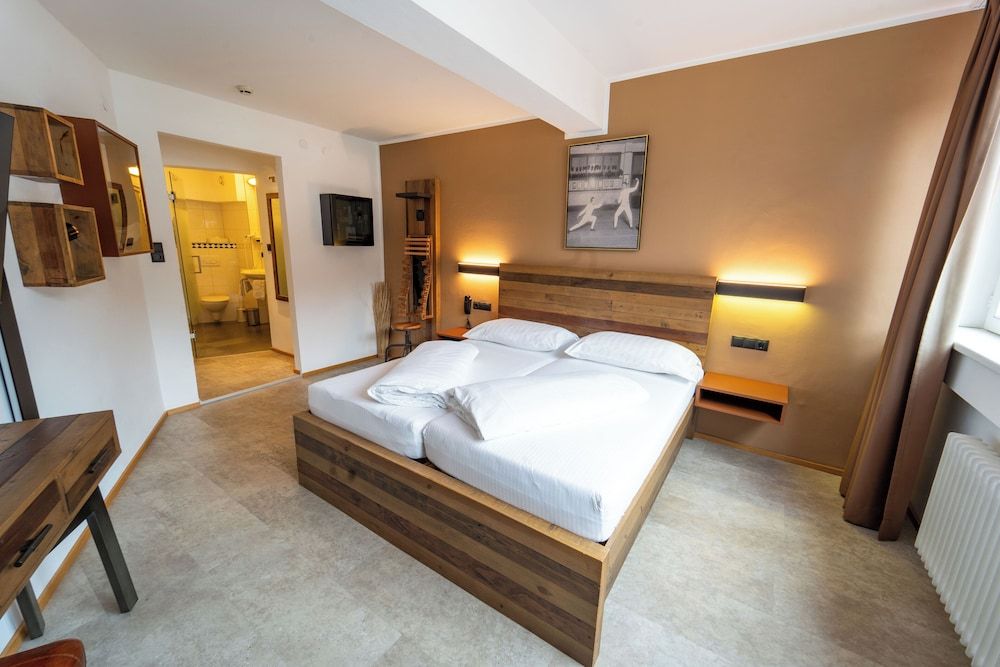 Sporthotel Igls Comfort Double Room 6