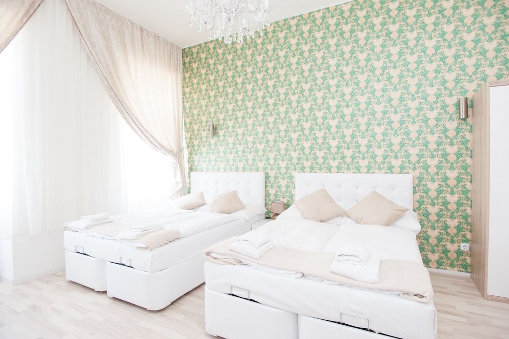 Royal Resort Apartments Westbahnhof Deluxe Studio, Kitchenette 7