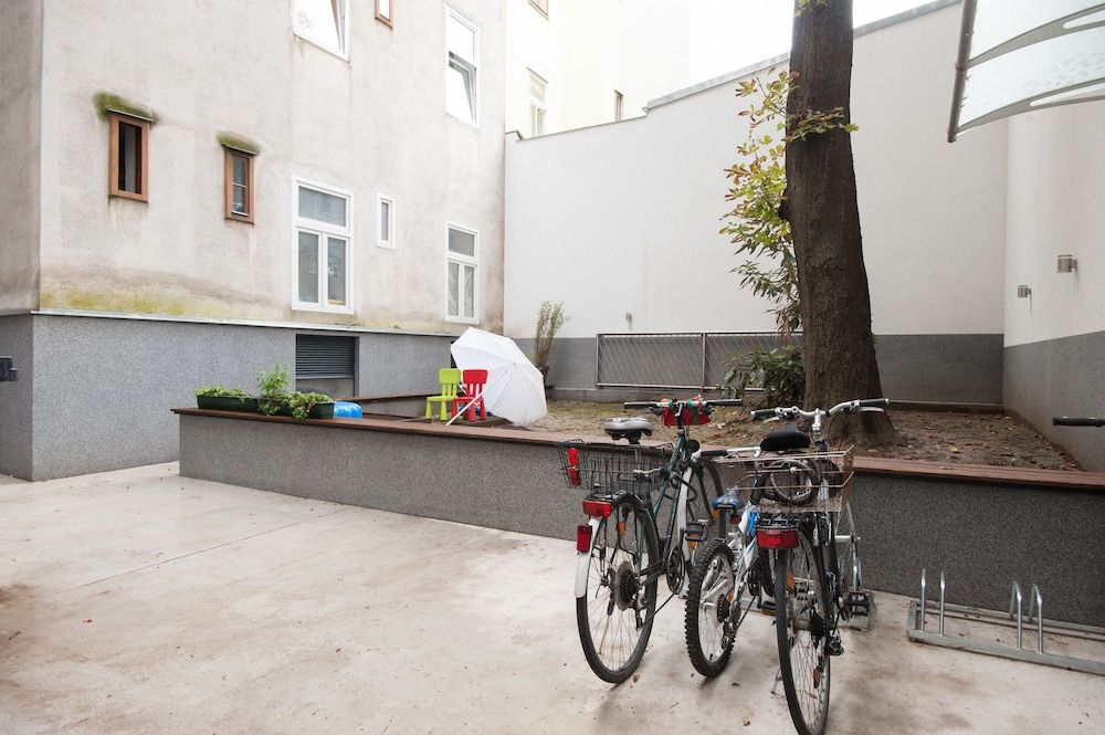 undefined Royal Resort Apartments Westbahnhof 4