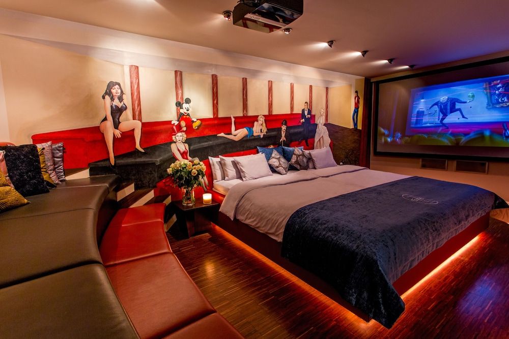 House of Time - Fancy Suite Vienna Suite, Sauna (Love Boat in Saigon) 3