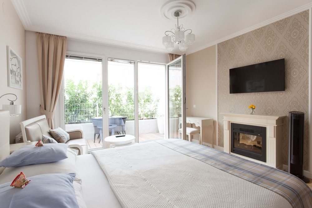 Sofie Apartments Apartment, Terrace, Garden View (Cleaning Fee Included in Price) 8