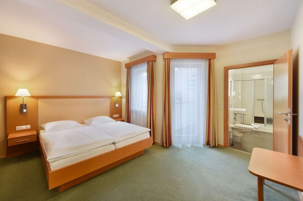 Lucia Hotel Double Room