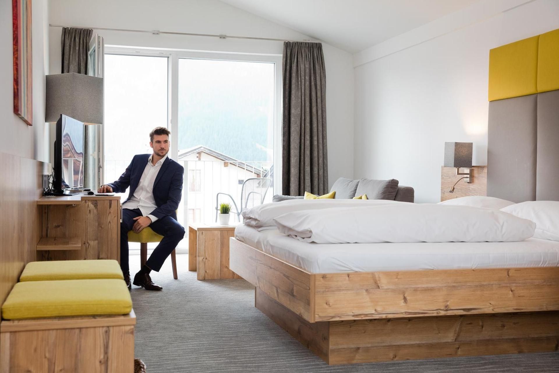 Junior Suite with Balcony