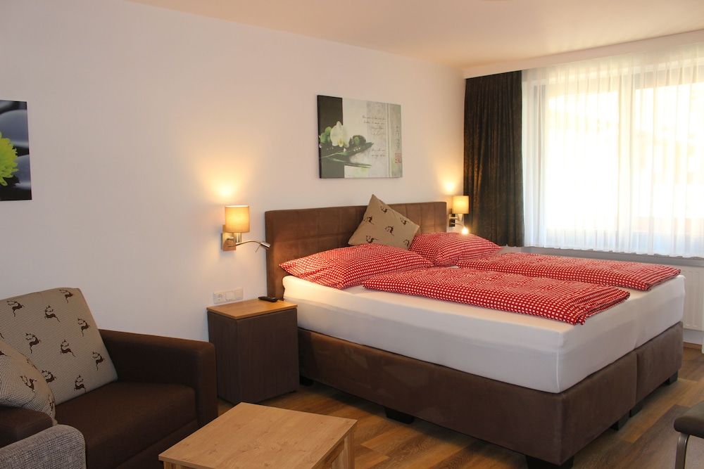 Comfort Studio, 1 King Bed with Sofa bed, Mountain View, Mountainside