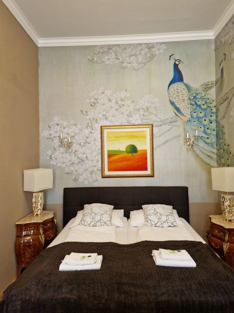 Urban Flats Vienna City Center Apartment, 1 Bedroom, Balcony (Gonzagagasse) 3