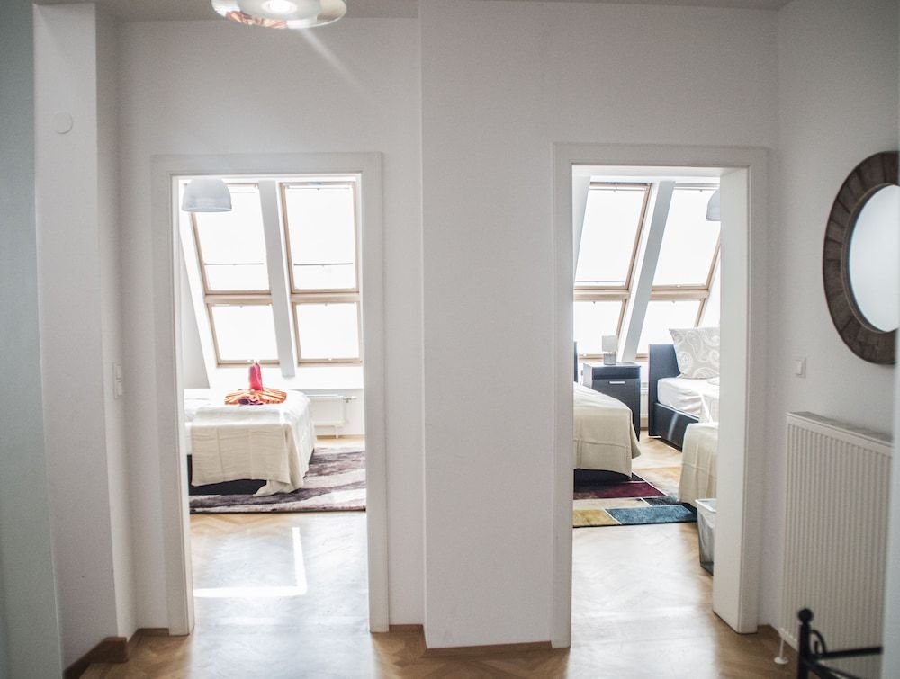 Urban Flats Vienna City Center Comfort Penthouse, 3 Bedrooms, Terrace (Getreidemarkt) 9